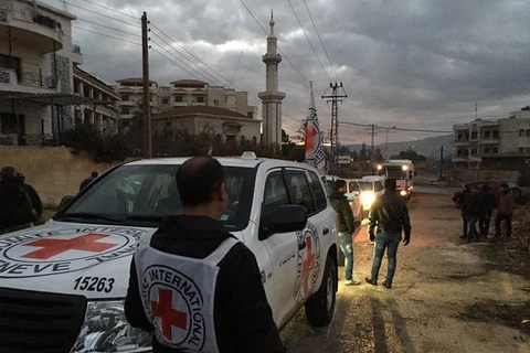 Đoàn xe cứu trợ đến Madaya. (Nguồn: aljazeera.com)