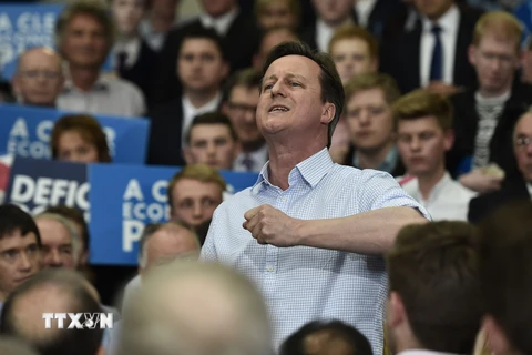 Thủ tướng David Cameron trong một cuộc gặp cử tri. (Ảnh minh họa. Nguồn: AFP/TTXVN)