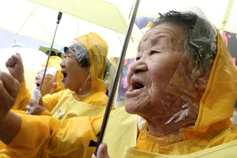 Những người từng bị ép buộc làm phụ nữ mua vui. (Nguồn: AFP)