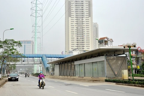 Hà Nội bàn giao hệ thống nhà chờ tuyến xe buýt nhanh BRT 