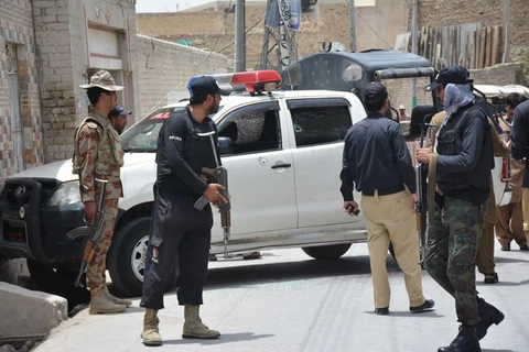 Lực lượng an ninh Pakistan tuần tra tại Quetta. (Nguồn: AFP/TTXVN)