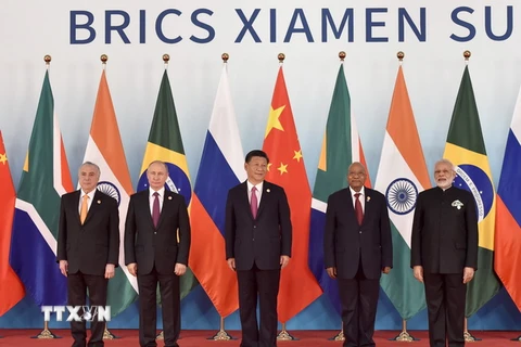 Lãnh đạo 5 nước BRICS tại Trung Quốc. (Nguồn: AFP/TTXVN)