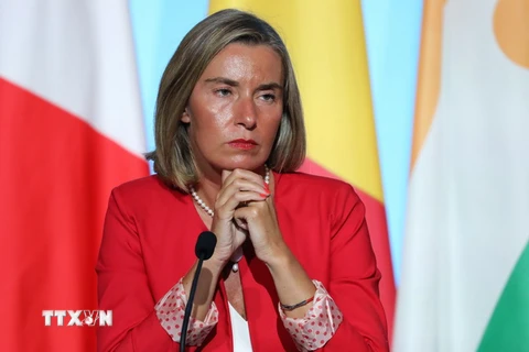 Đại diện cấp cao phụ trách chính sách an ninh và đối ngoại EU Federica Mogherini phát biểu trong cuộc họp báo ở Paris, Pháp ngày 28/8. (Nguồn: AFP/TTXVN)