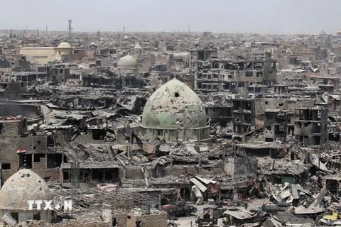 Cảnh đổ nát sau các cuộc giao tranh tại Mosul. (Nguồn: AFP/TTXVN)