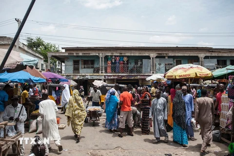 Người dân Nigeria tại khu vực Rann, đông bắc Nigeria ngày 29/7. (Nguồn: AFP/TTXVN)