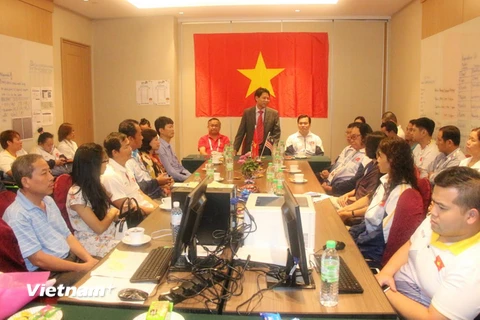 Đại sứ Lê Quý Quỳnh phát biểu tại buổi gặp mặt. (Ảnh: Lê Hòa/Vietnam+)