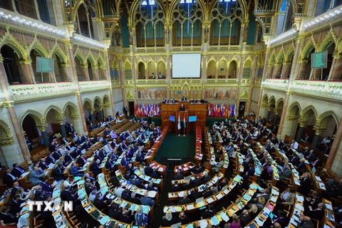 Một phiên họp toàn thể Hội đồng Nghị viện NATO. (Nguồn: AFP/TTXVN)