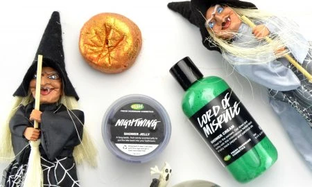 Chờ Halloween để tận hưởng sản phẩm ma quái dễ thương của Lush