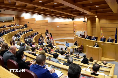 Toàn cảnh cuộc họp Thượng viện Tây Ban Nha ở Madrid ngày 26/10. (Nguồn: AFP/TTXVN)