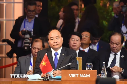 Thủ tướng Nguyễn Xuân Phúc dự Hội nghị Cấp cao Đông Á lần thứ 12. (Ảnh: Thủ tướng/TTXVN)