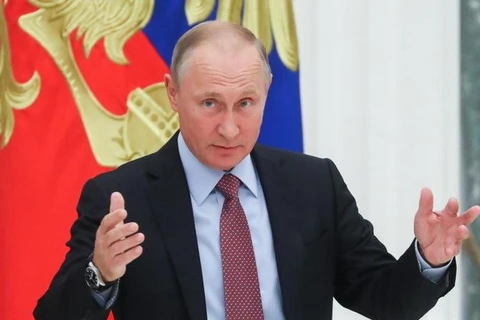 [Video] Tổng thống Putin tuyên bố sẽ tiếp tục tranh cử vào năm 2018
