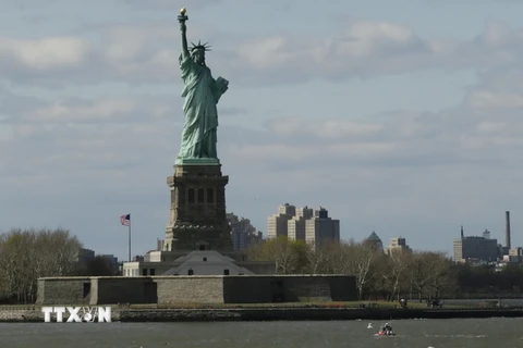 Tượng Nữ thần Tự do tại New York. (Nguồn: AFP/TTXVN)