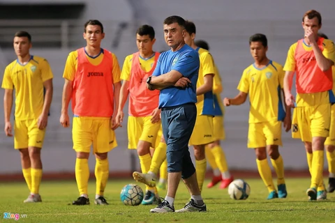 Huấn luyện viên Uzbekistan ấn tượng với lối chơi của U23 Việt Nam