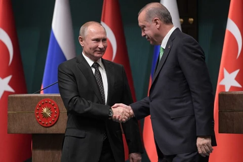 Tổng thống Putin và người đồng cấp Thổ Nhĩ Kỳ Erdogan. (Nguồn: Reuters)