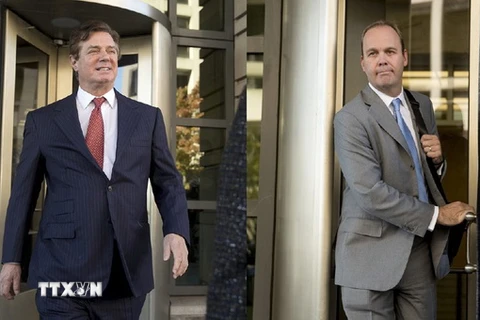 Ông Rick Gates (phải) và ông Paul Manafort (trái). (Nguồn: AP/TTXVN)