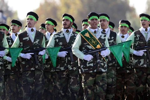 Một cuộc diễu binh của quân đội Iran hồi năm 2007. (Nguồn: foreignpolicyblogs.com)
