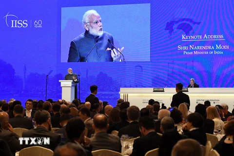 Thủ tướng Ấn Độ Narendra Modi phát biểu tại phiên khai mạc Đối thoại Shangri-La tại Singapore ngày 1/6. (Nguồn: AFP/TTXVN)