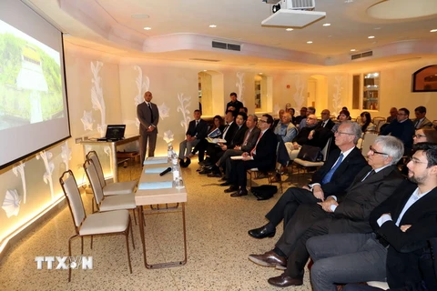 Đại biểu dự một hội thảo với chủ đề ''Việt Nam, tiềm năng cho doanh nghiệp Italy'' tại thành phố Milan. (Ảnh minh họa. Ngự Bình/TTXVN)