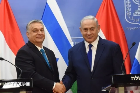 Thủ tướng Hungary Viktor Urban (trái) và Thủ tướng Israel Benjamin Netanyahu. (Nguồn: Reuters)