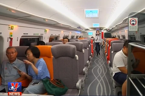 [Video] Tàu cao tốc nối các thành phố Trung Quốc với Hong Kong