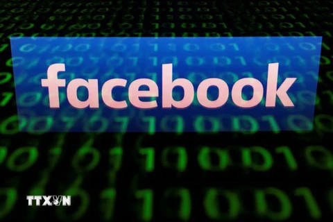 Biểu tượng Facebook trên một màn hình máy tính. (Ảnh: AFP/TTXVN)