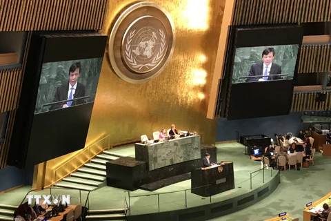 Đại sứ Đặng Đình Quý, Trưởng Phái đoàn thường trực Việt Nam tại Liên hợp quốc, tham dự và phát biểu tại Phiên thảo luận. (Ảnh: Nguyễn Thanh/TTXVN)