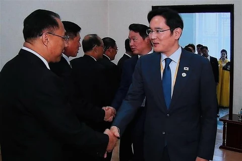 Phó Thủ tướng Triều Tiên Ri Ryong-nam (trái) ngày 19/9/2018. (Ảnh: Yonhap/TTXVN)