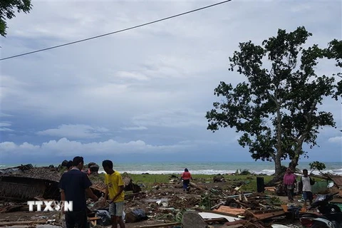 Cảnh đổ nát sau thảm họa sóng thần tại Carita, Indonesia ngày 24/12/2018. (Ảnh: Yonhap/TTXVN)