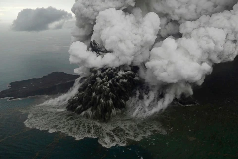 Núi lửa Anak Krakatau. (Nguồn: telegraph.co.uk)