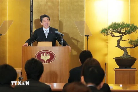 Thủ tướng Nhật Bản Shinzo Abe tại cuộc họp báo đầu Năm mới ngày 4/1/2019. (Ảnh: AFP/TTXVN)