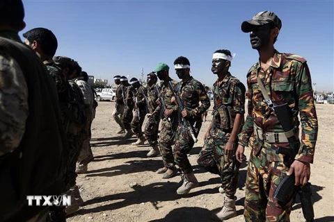 Các tay súng Houthi tại Sanaa, Yemen. (Ảnh: AFP/TTXVN)