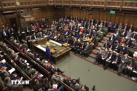 Toàn cảnh một phiên họp của Hạ viện Anh ở London. (Ảnh: THX/TTXVN)
