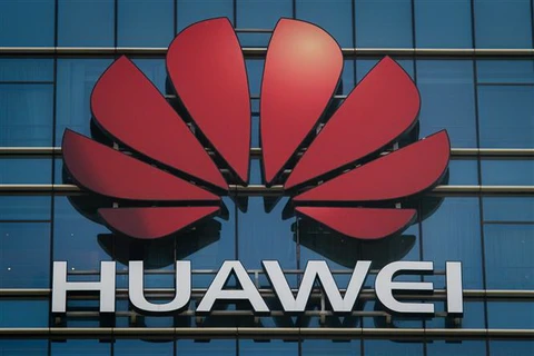 Biểu tượng của Tập đoàn công nghệ Huawei . (Ảnh: AFP/TTXVN)