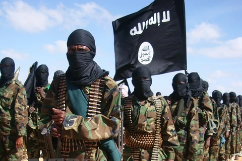 Các tay súng al-Shabaab tại Elasha Biyaha, Somalia. (Ảnh: AFP/TTXVN)