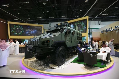 Thiết bị quốc phòng được trưng bày tại Triển lãm quốc phòng quốc tế ở Abu Dhabi, Các tiểu vương quốc Arab thống nhất (UAE) ngày 21/2/2019. (Ảnh: THX/TTXVN)