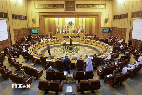 Toàn cảnh một cuộc họp của các phái đoàn thường trực Liên đoàn Arab tại Cairo, Ai Cập. (Ảnh: AFP/TTXVN)