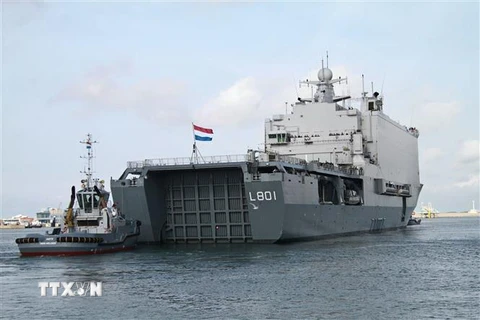 Tàu hải quân Hà Lan Hr. Ms. Johan de Witt rời cảng Den Helder ngày 17/10/2018 để tới Na Uy tham gia cuộc tập trận Trident Juncture 2018. (Ảnh: AFP/TTXVN)
