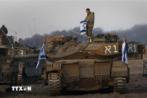 Binh sỹ Israel được triển khai tại khu vực gần biên giới Israel và Dải Gaza. (Ảnh: AFP/TTXVN)