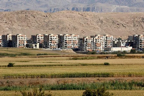 Các tòa nhà bị hư hại sau một trận động đất ở tỉnh Kermanshah. (Nguồn: AFP)