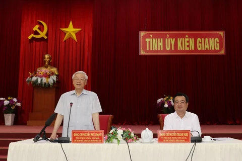 Tổng Bí thư, Chủ tịch nước Nguyễn Phú Trọng phát biểu kết luận buổi làm việc với lãnh đạo và cán bộ chủ chốt tỉnh Kiên Giang. (Ảnh: Trí Dũng/TTXVN)