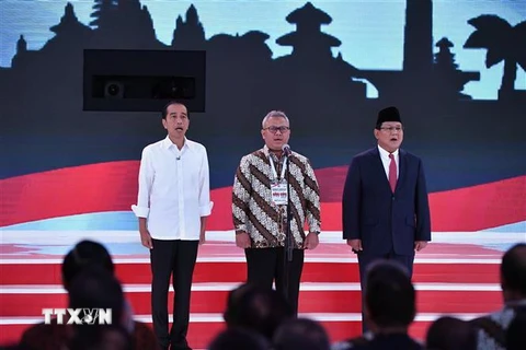[Video] Cử tri Indonesia bắt đầu cuộc bầu cử lớn nhất thế giới 