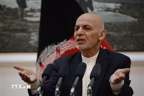 Tổng thống Afghanistan Mohammad Ashraf Ghani tại cuộc họp báo ở thủ đô Kabul. (Ảnh: AFP/TTXVN)