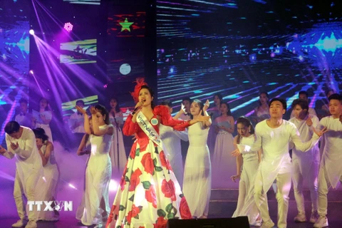[Photo] Chung kết Cuộc thi tiếng hát ASEAN+3 tại Quảng Ninh