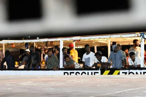 Người di cư trên một tàu cứu hộ. (Nguồn: Reuters)