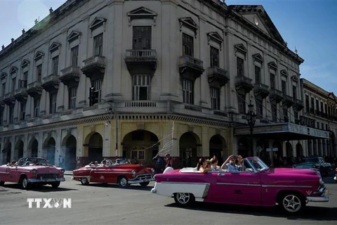 Quang cảnh đường phố La Habana, Cuba. (Ảnh: AFP/TTXVN)
