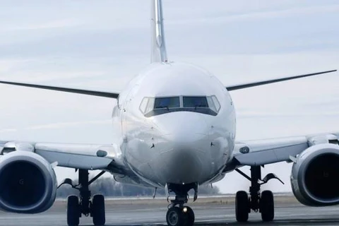 Nga: Máy bay Boeing gặp sự cố, tiếp đất bằng bụng khi hạ cánh