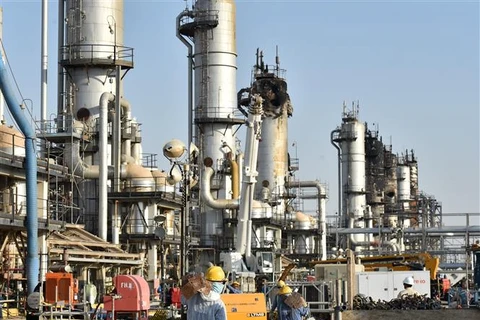 Nhà máy lọc dầu của Tập đoàn Dầu mỏ quốc gia Saudi Aramco, Saudi Arabia. (Ảnh: AFP/TTXVN)