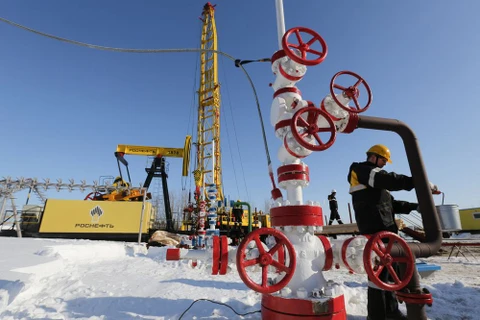 Một cơ sở khai thác dầu của Rosneft gần Nizhnevartovsk, Nga. (Nguồn: Bloomberg)