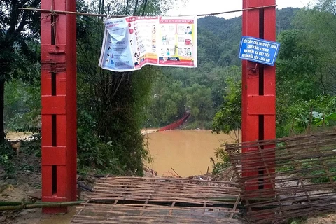 [Photo] Dông lốc, mưa đá gây thiệt hại trên địa bàn tỉnh Lào Cai