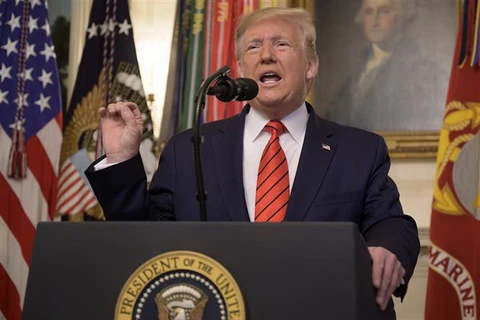 Tổng thống Mỹ Donald Trump phát biểu tại Nhà Trắng, Washington, DC.. (Ảnh: AFP/TTXVN)
